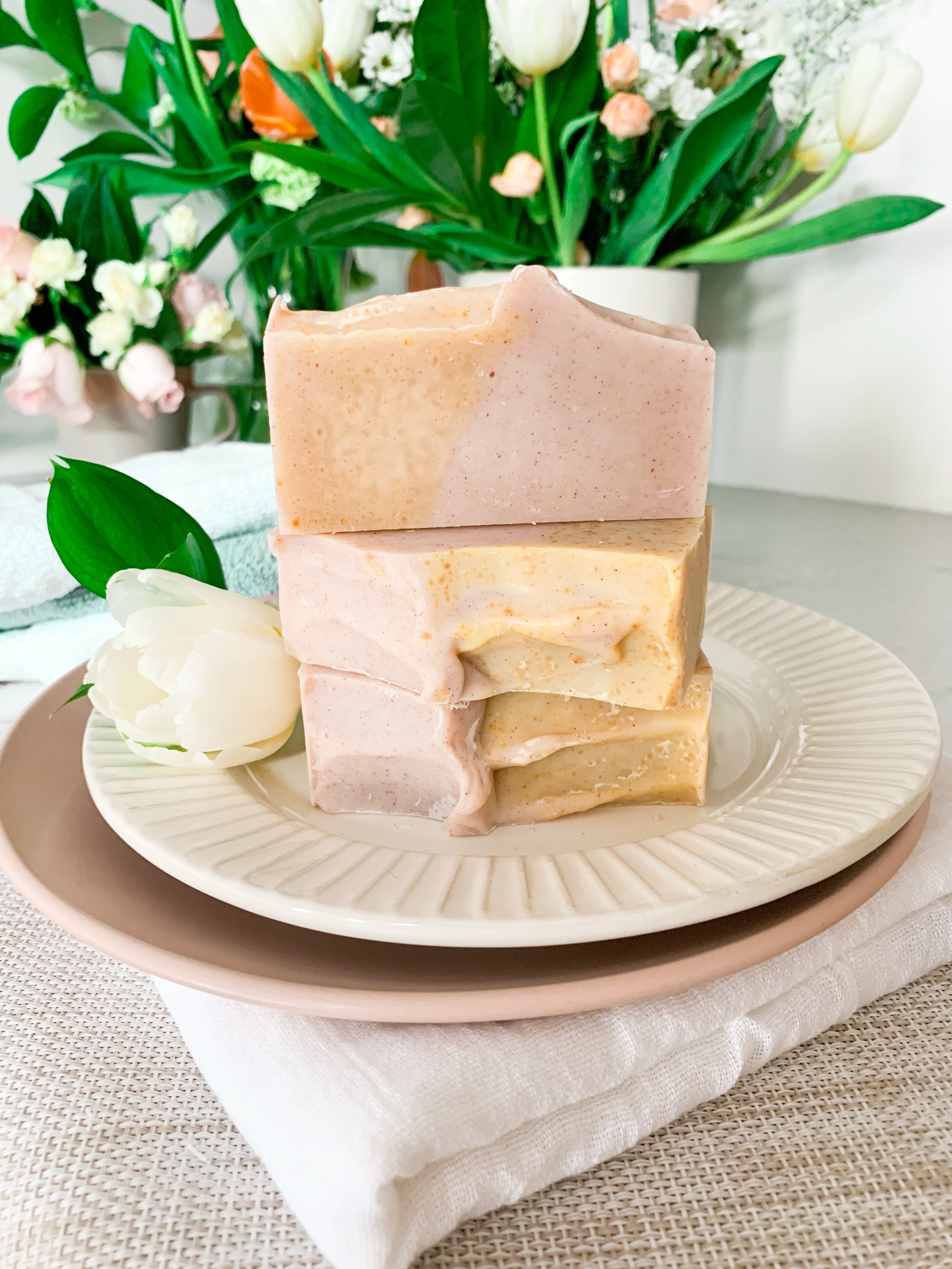 Be Bright - Sweet Orange & Geranium Soap Bar. Naturally scented with essential oils